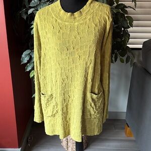 Green Textured Long Sleeve Sweater